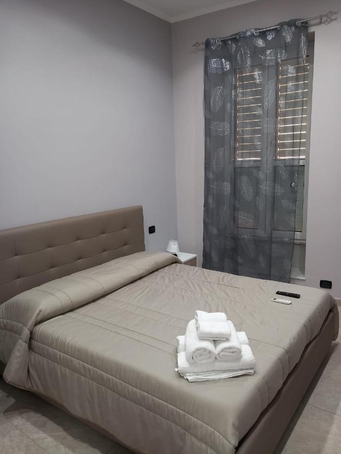 לינה וארוחת בוקר נאפולי Greth House מראה חיצוני תמונה